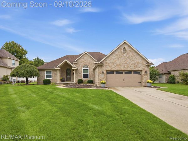 4275 Oak Tree Court , Fenton Township, Mi 48430