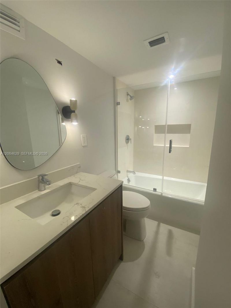 1901 Brickell Ave , Unit B2411, Miami, FL 33129 Photo