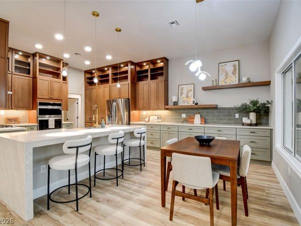 2837 Billy Casper Drive , Las Vegas, NV 89134