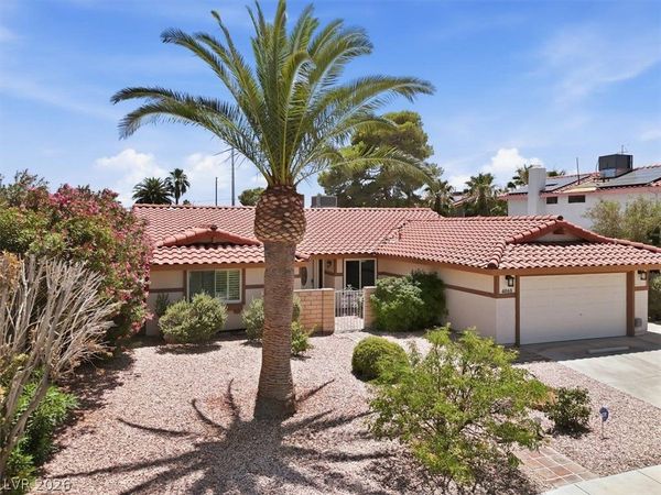 4068 Spitze Drive , Las Vegas, NV 89103