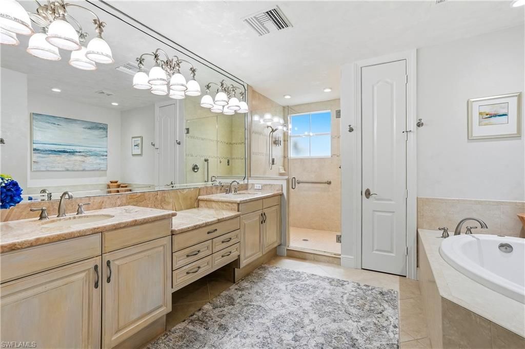 587 Avellino Isles Cir, Unit 101, Naples, FL 34119 Photo
