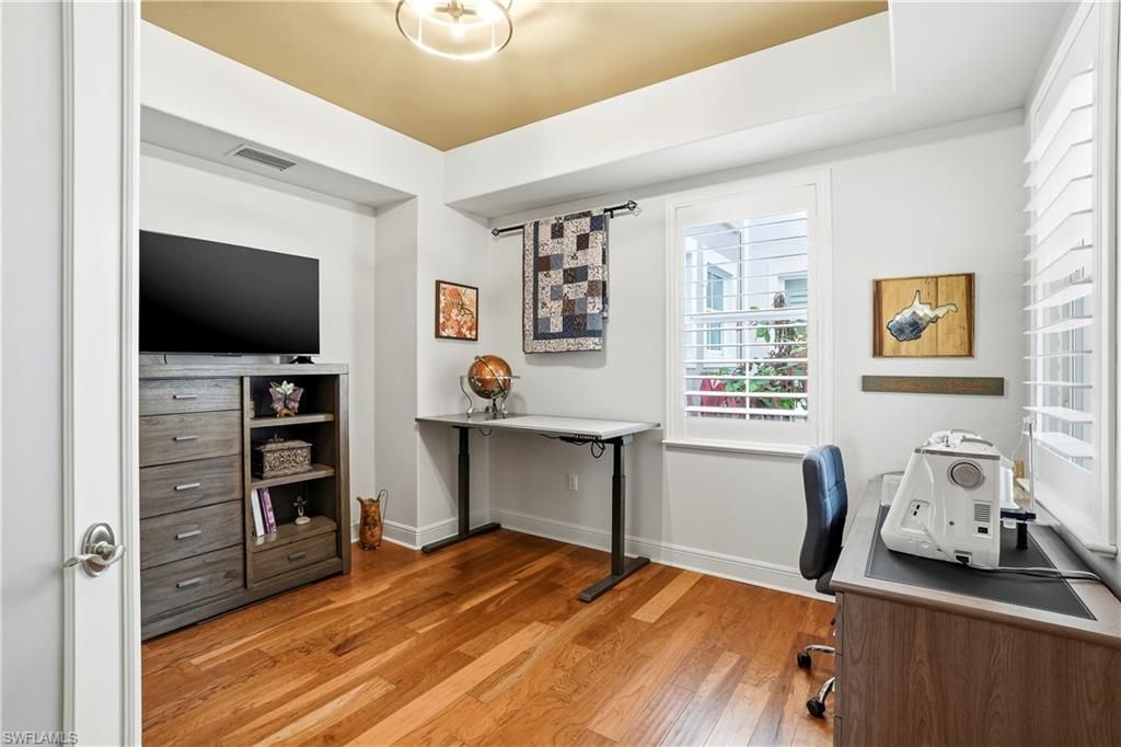 587 Avellino Isles Cir, Unit 101, Naples, FL 34119 Photo