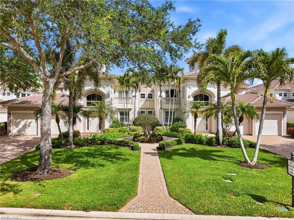 587 Avellino Isles Cir, Unit 101, Naples, FL 34119 Photo