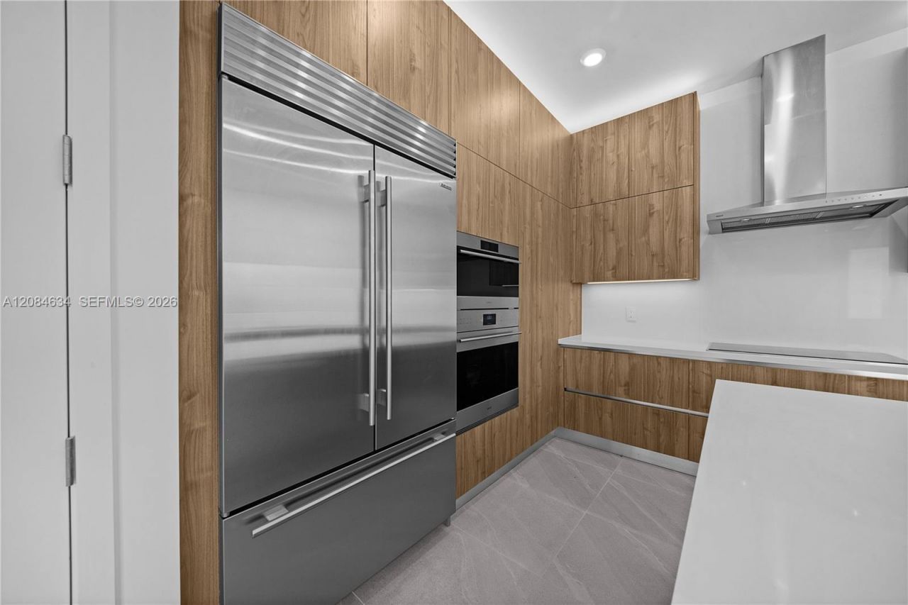 19581 NE 14th Ave, Miami, FL 33179 Photo