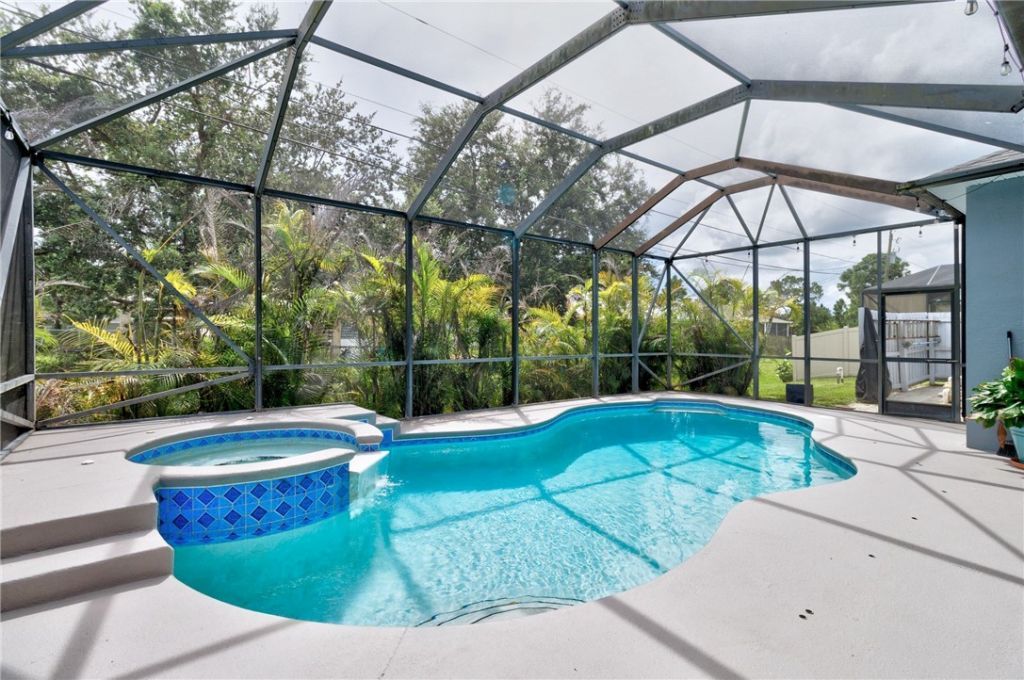 8416 103rd Court, Vero Beach, FL 32967 Photo