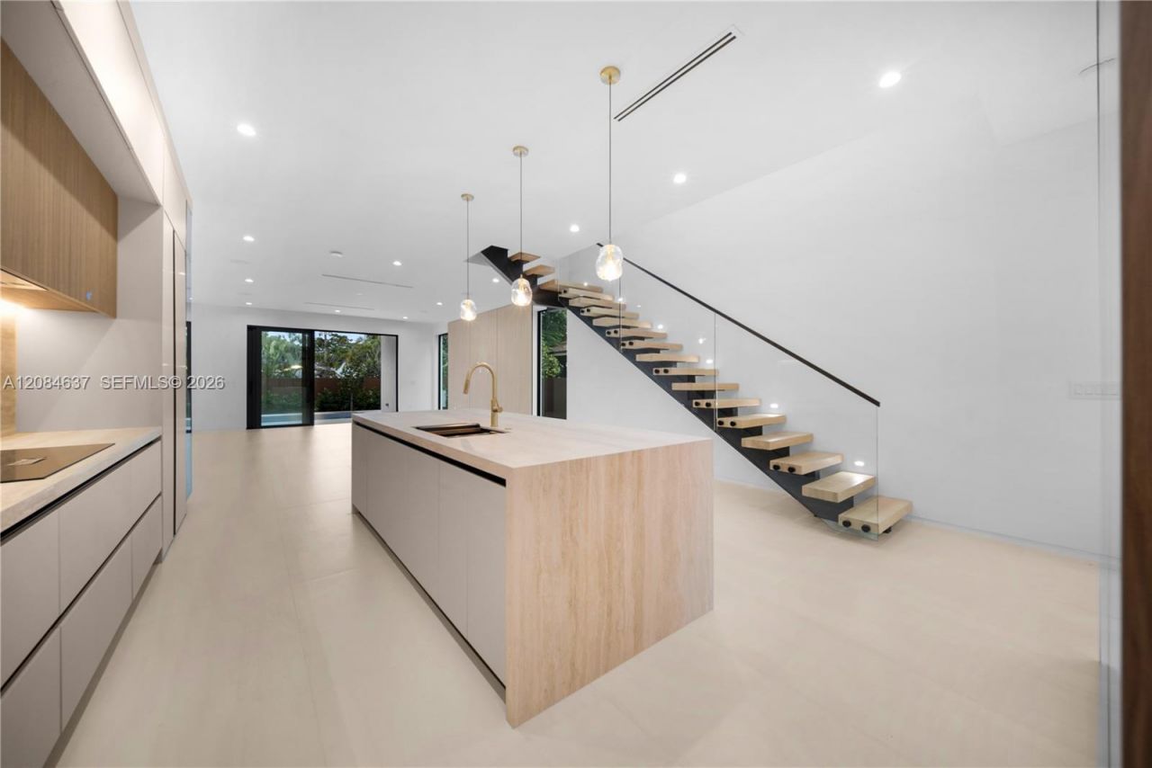 1328 NE 16th Ter, Fort Lauderdale, FL 33304 Photo