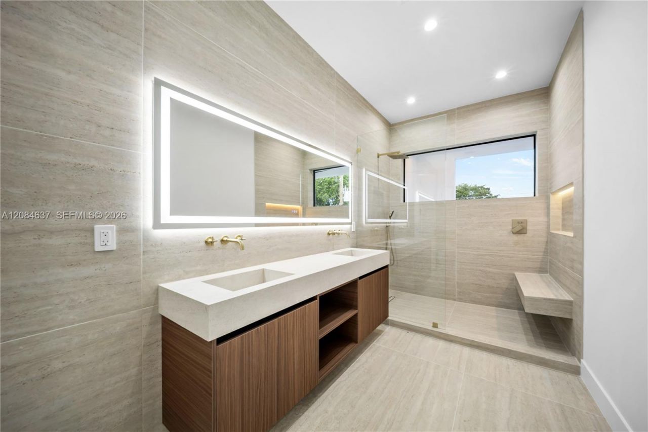 1328 NE 16th Ter, Fort Lauderdale, FL 33304 Photo
