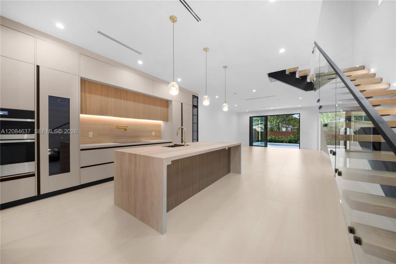1328 NE 16th Ter, Fort Lauderdale, FL 33304 Photo