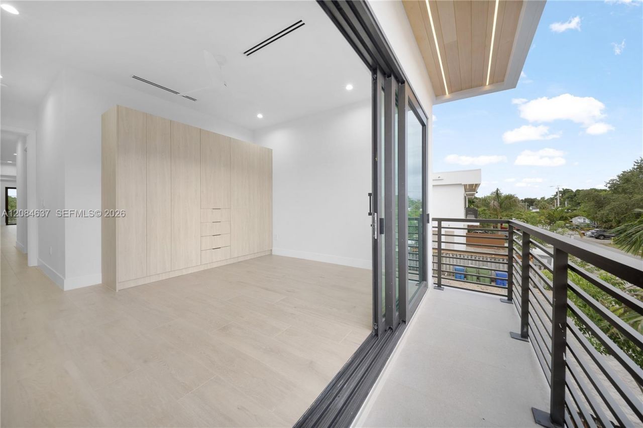 1328 NE 16th Ter, Fort Lauderdale, FL 33304 Photo