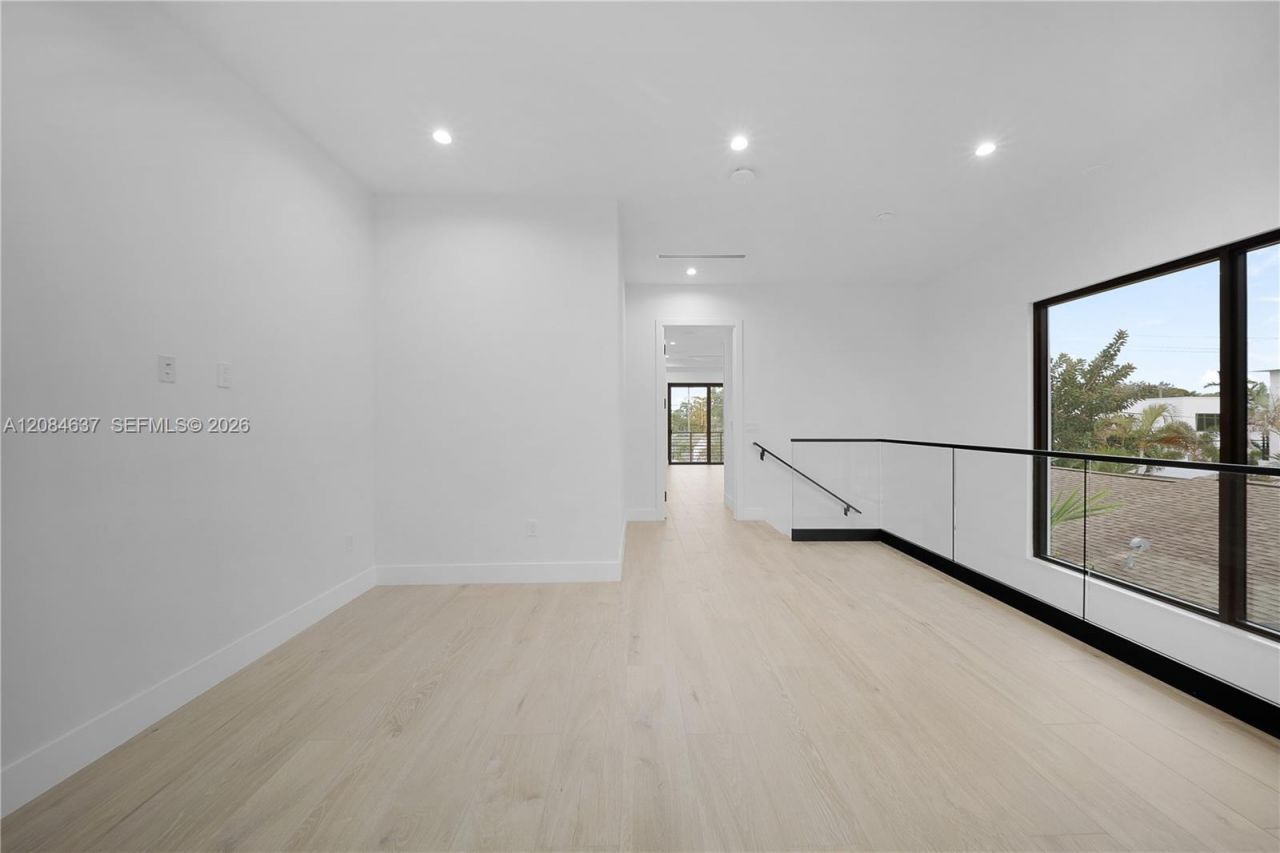 1328 NE 16th Ter, Fort Lauderdale, FL 33304 Photo