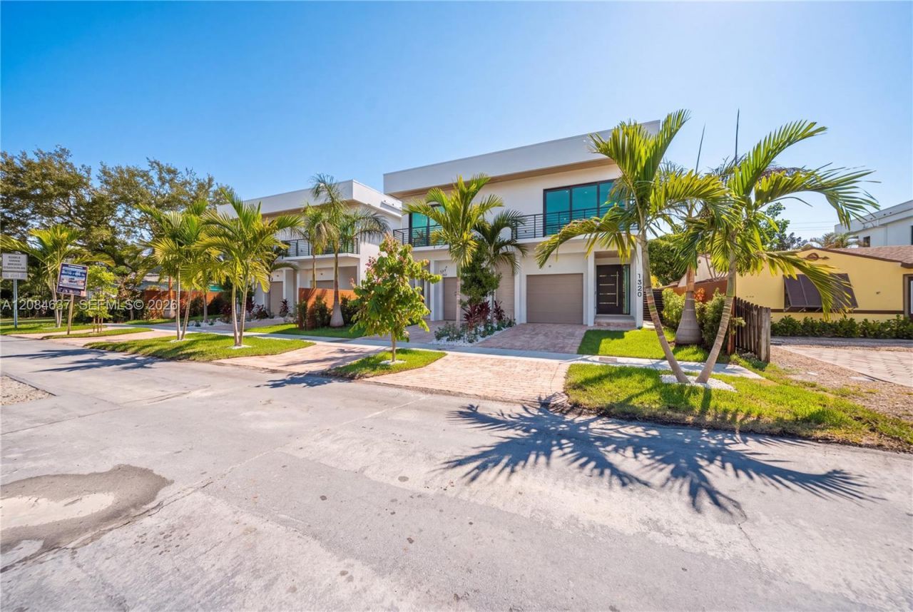 1328 NE 16th Ter, Fort Lauderdale, FL 33304 Photo