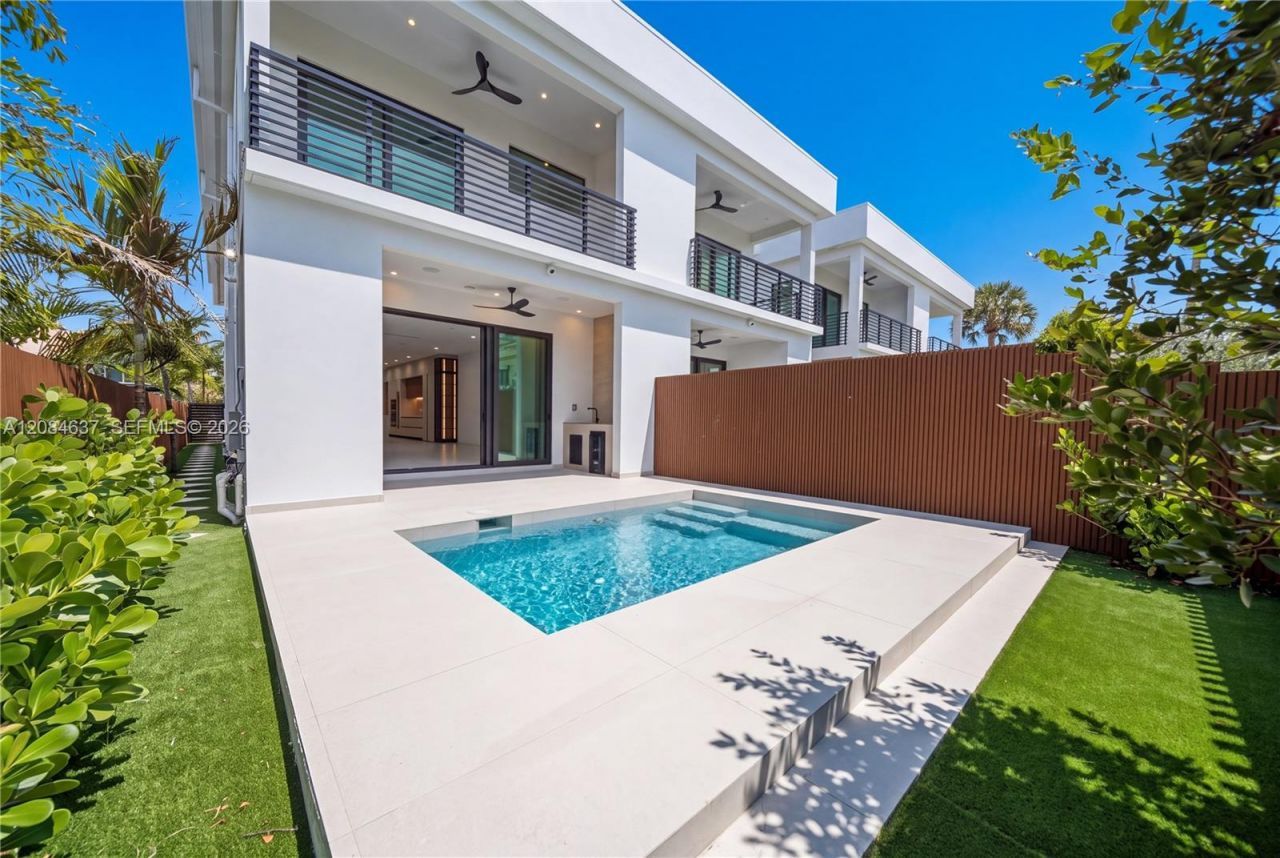 1328 NE 16th Ter, Fort Lauderdale, FL 33304 Photo