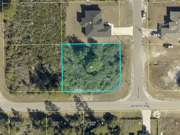 1857 Maiden ST , LEHIGH ACRES, FL 33972