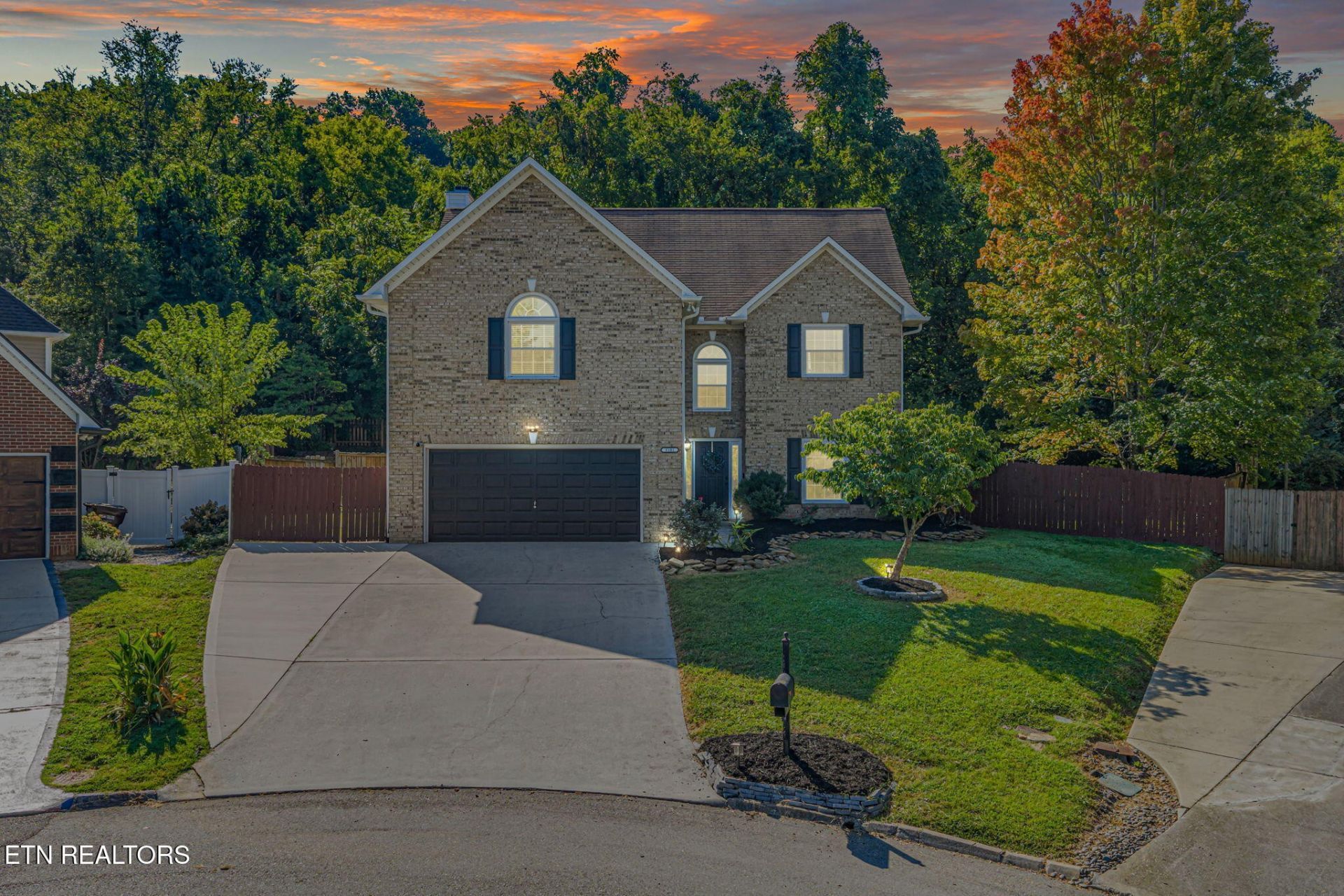 8101 Tamarack Rd , Knoxville, TN 37919 Main Photo