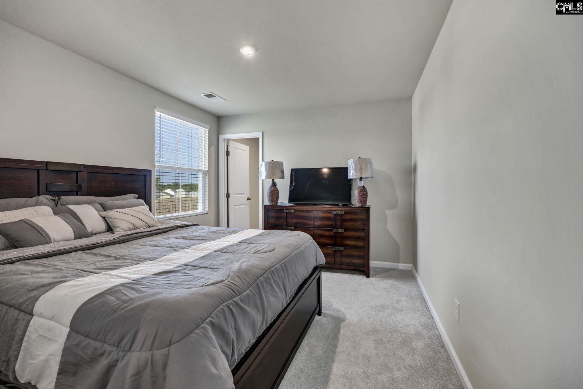 407 Trade Wind Lane Photo 31