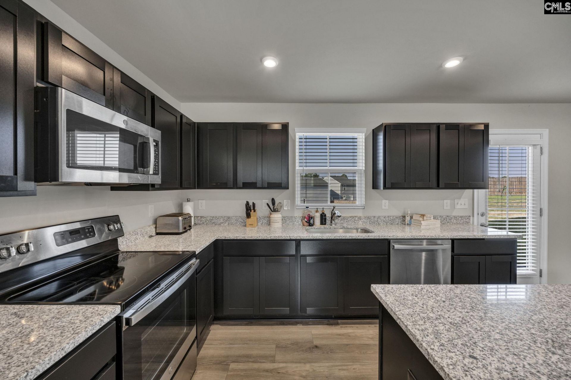 407 Trade Wind Lane Photo 5