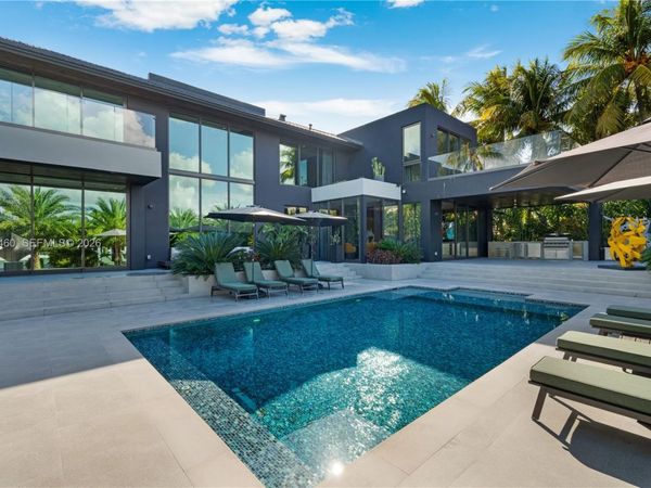 131 Cape Florida Dr , Key Biscayne, FL 33149