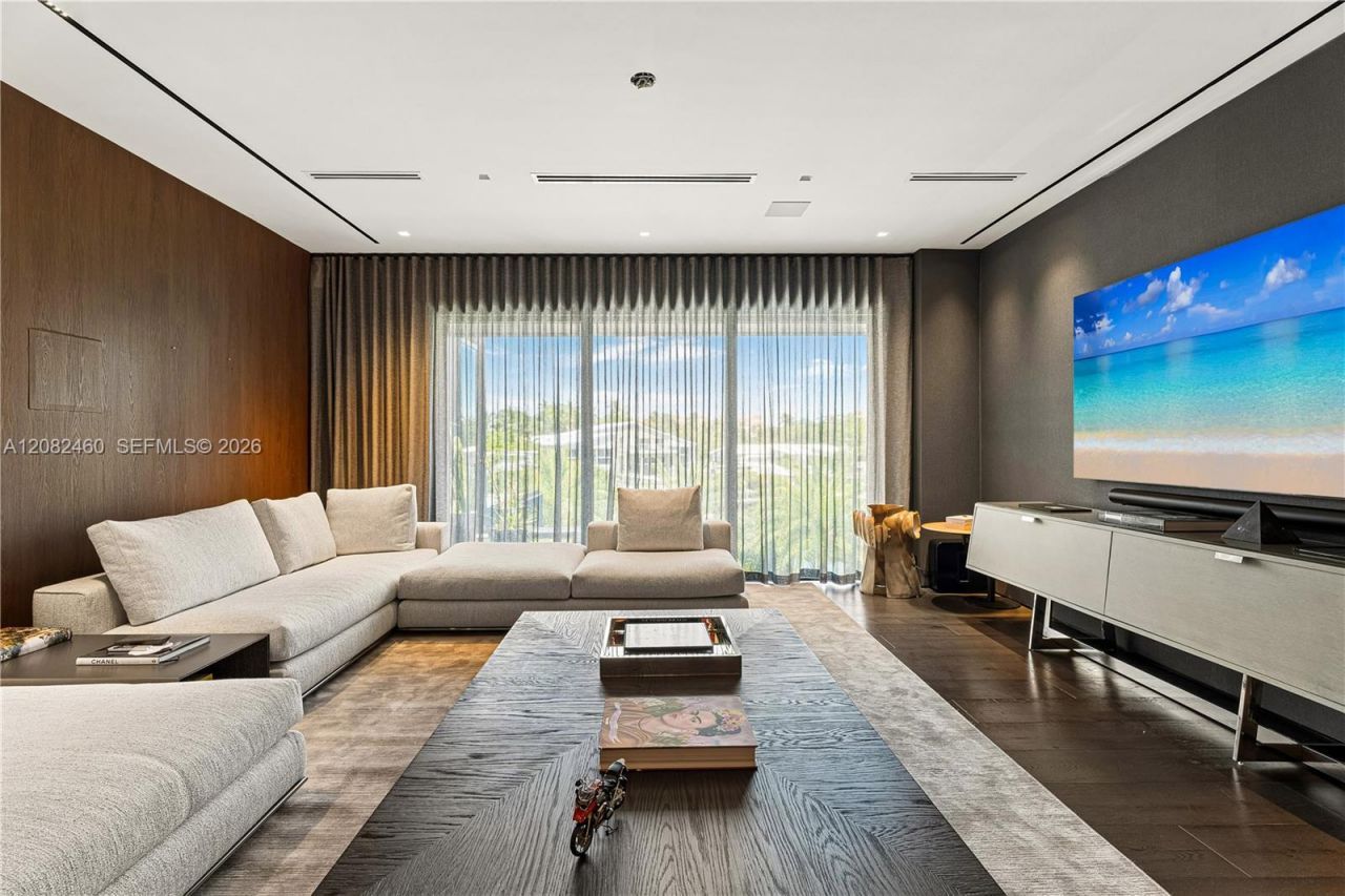 131 Cape Florida Dr, Key Biscayne, FL 33149 Photo
