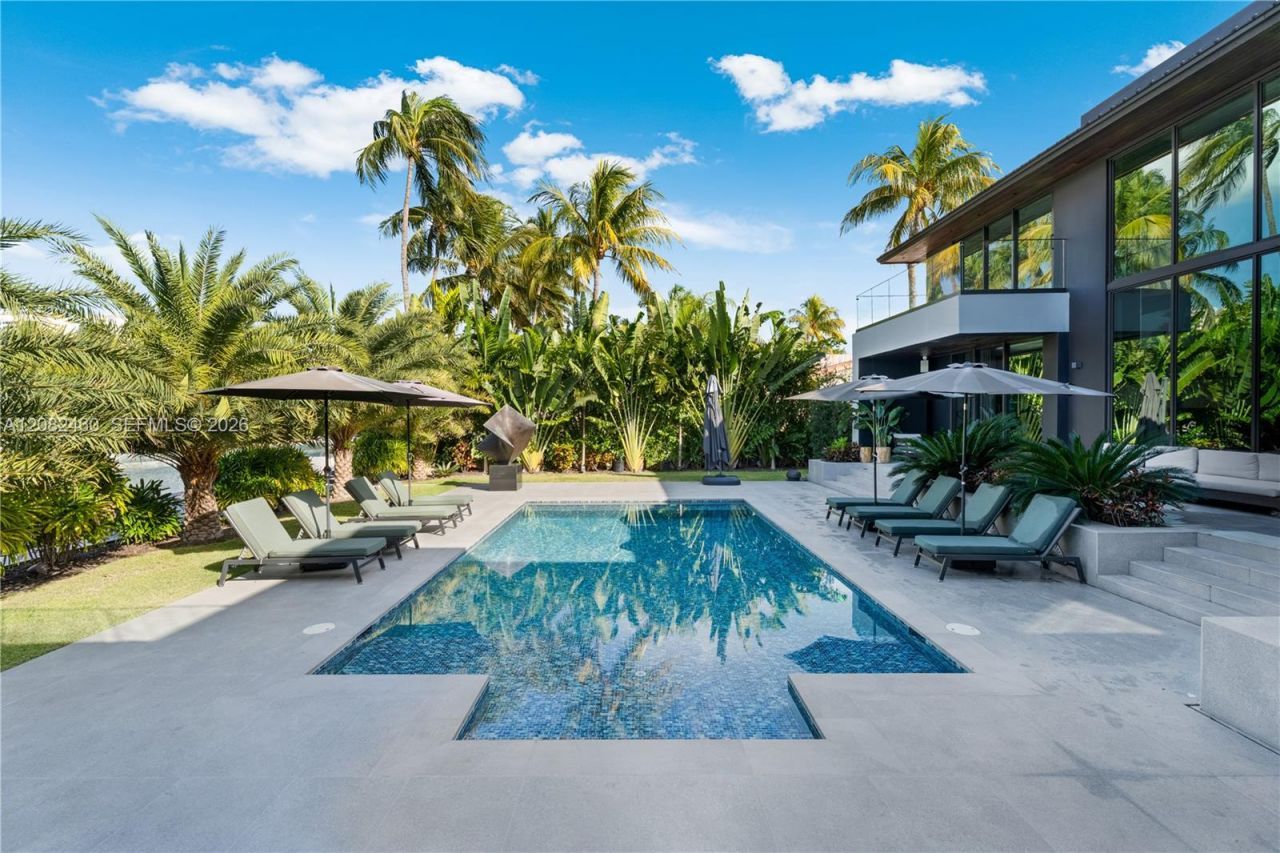 131 Cape Florida Dr, Key Biscayne, FL 33149 Photo