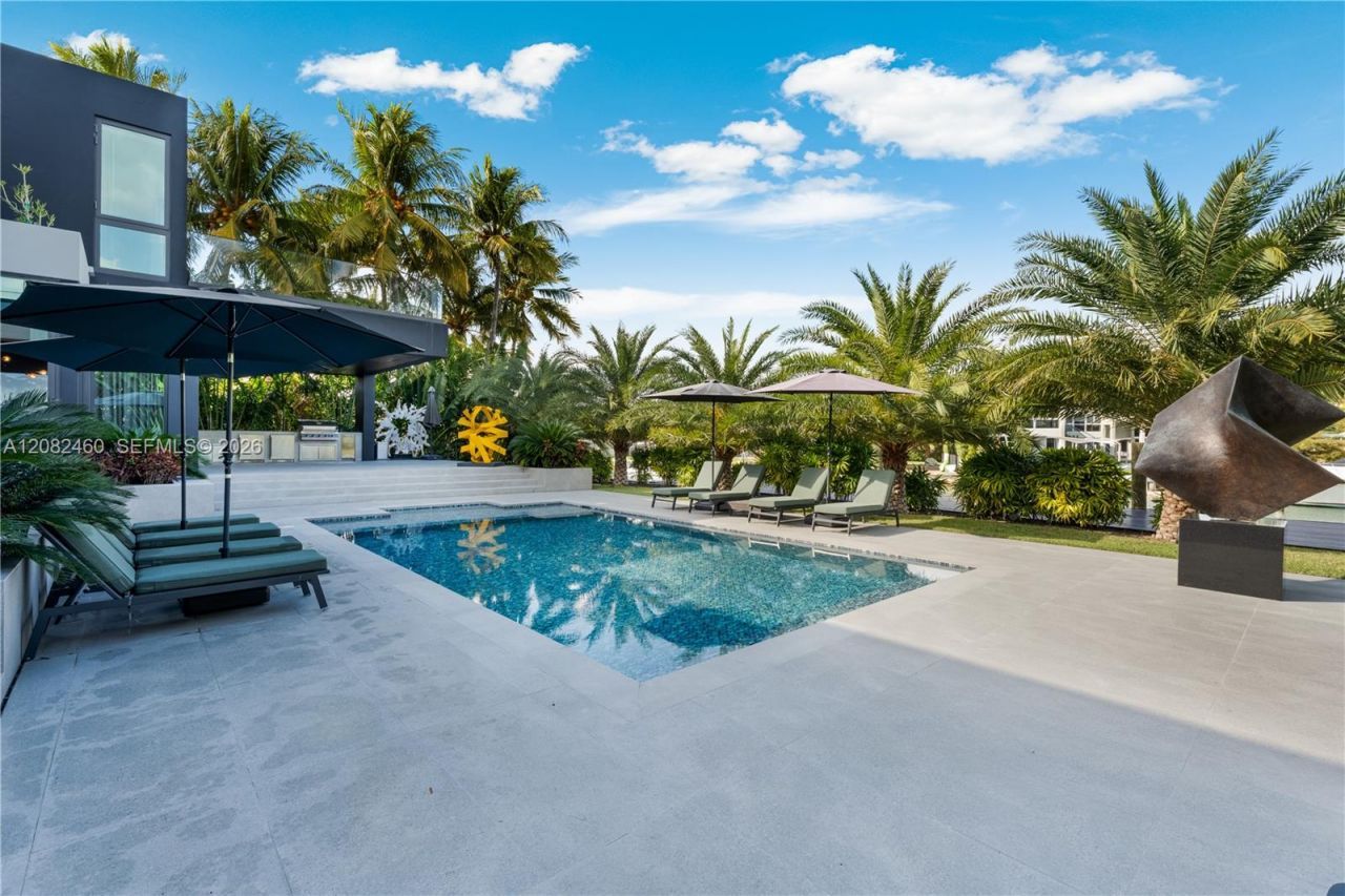 131 Cape Florida Dr, Key Biscayne, FL 33149 Photo