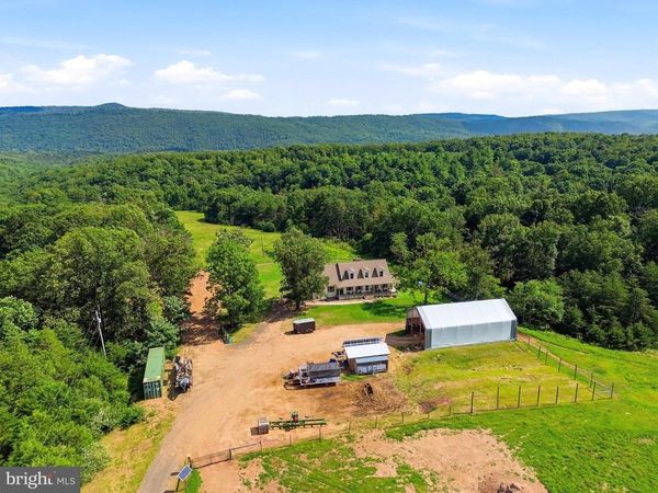 8570 BLOOMERY, PAW PAW, WV 25434