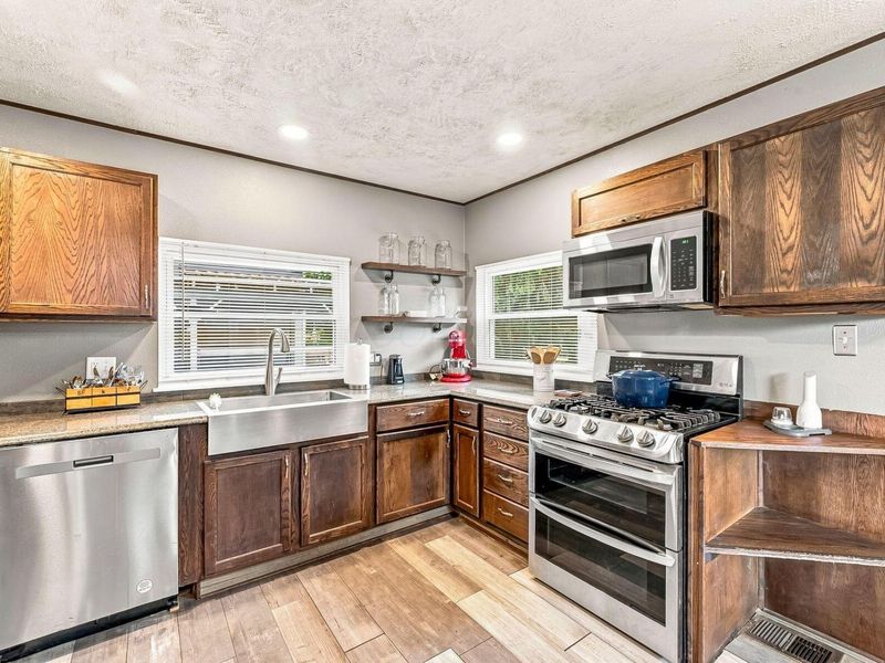 90 W Fountain Avenue, Delaware, OH 43015 Photo 13