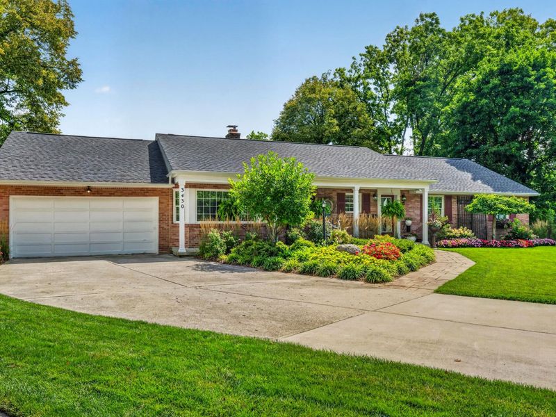 3430 Stonehenge Court, Upper Arlington, OH 43221 Photo 4