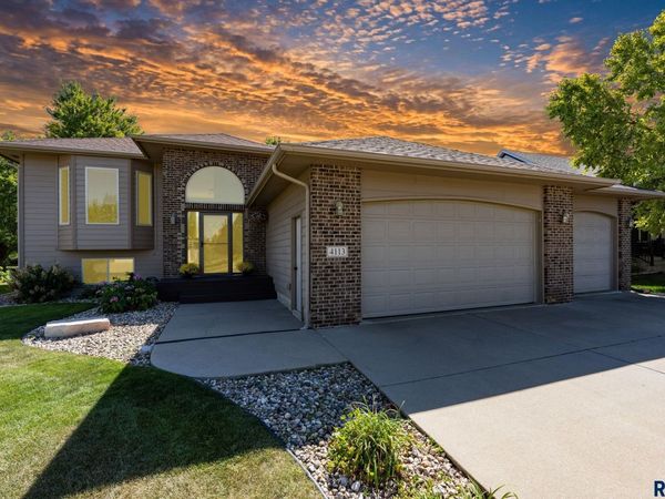 4113 W 88th St, Sioux Falls, SD 57108