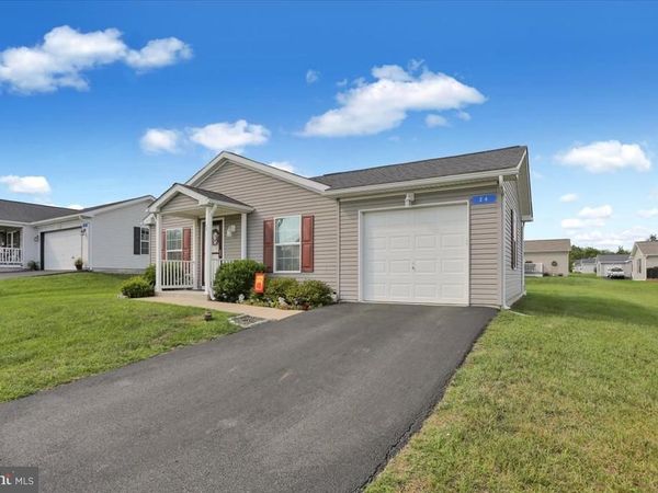 24 WALMONT STREET, DOUGLASSVILLE, PA 19518