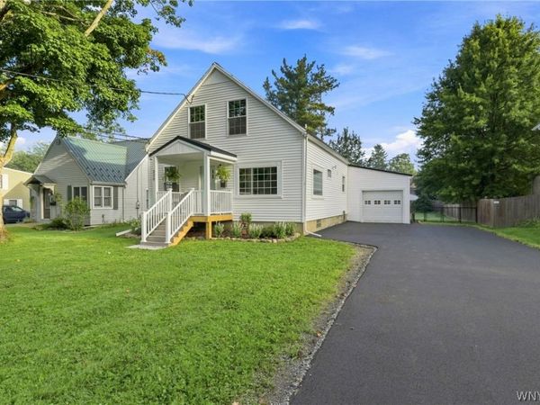 320 Girard Avenue , East Aurora, NY 14052