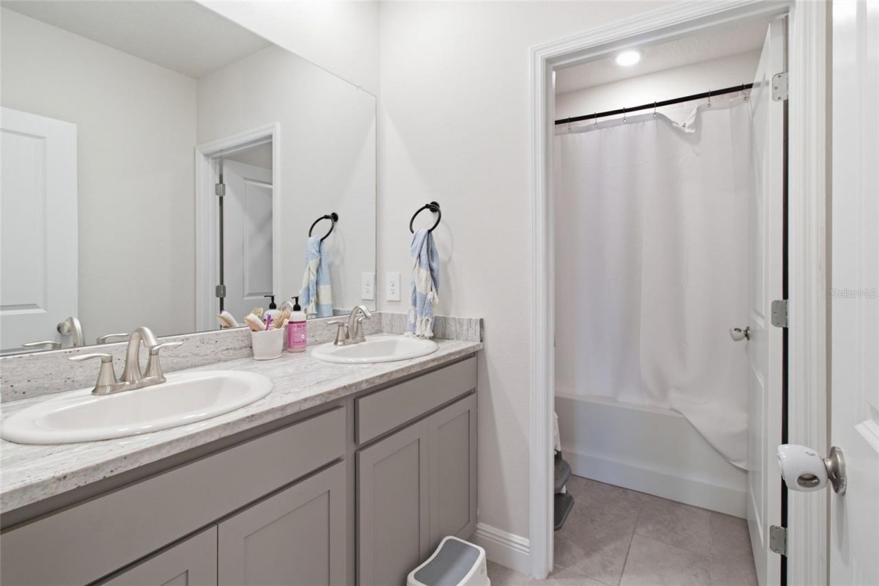 17656 Cantarina Cove , Bradenton, FL 34211 Photo