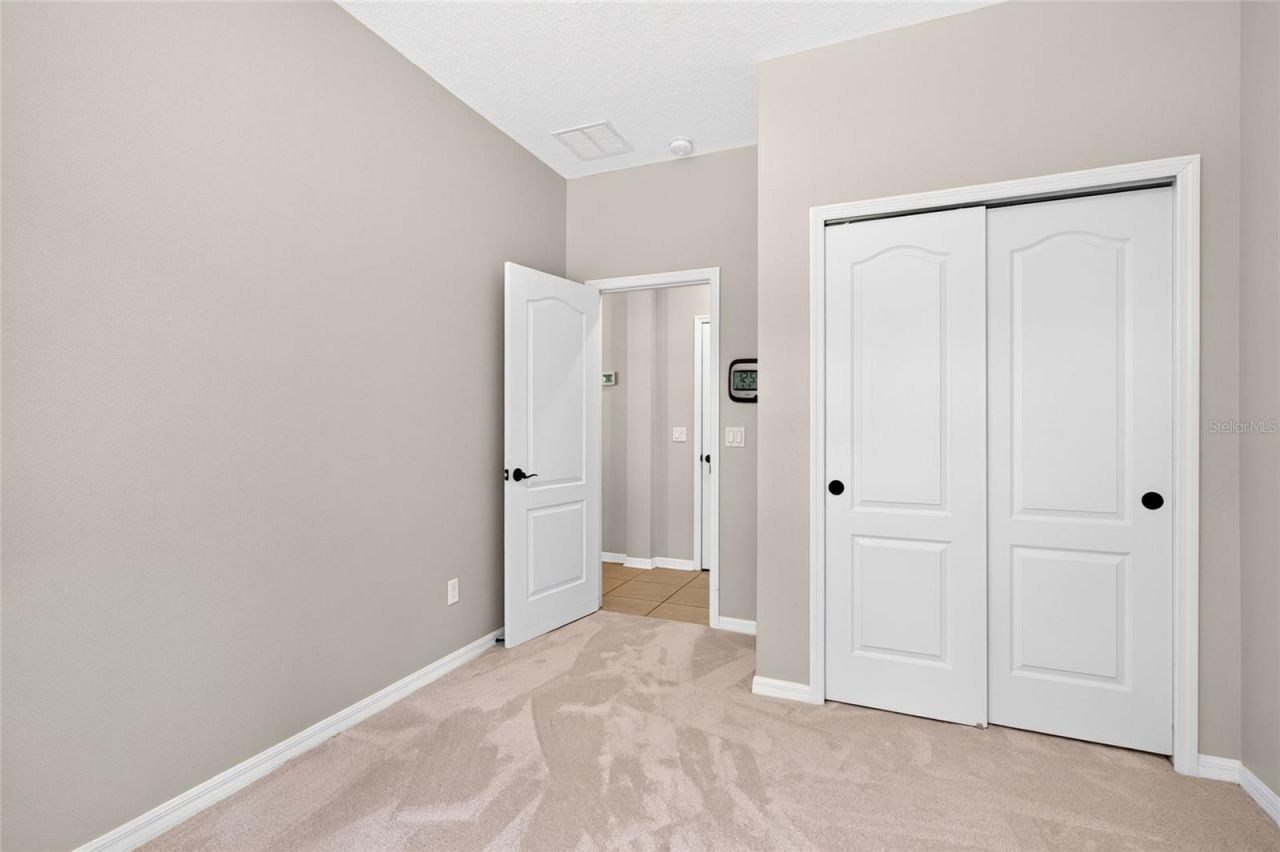 2586 Plumadore Drive, Grand Island, FL 32735 Photo