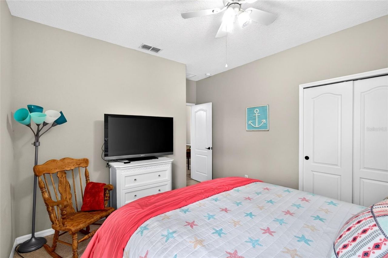 2586 Plumadore Drive, Grand Island, FL 32735 Photo
