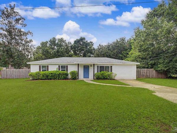 4743 Pecanwood Pl, Pace, FL 32571