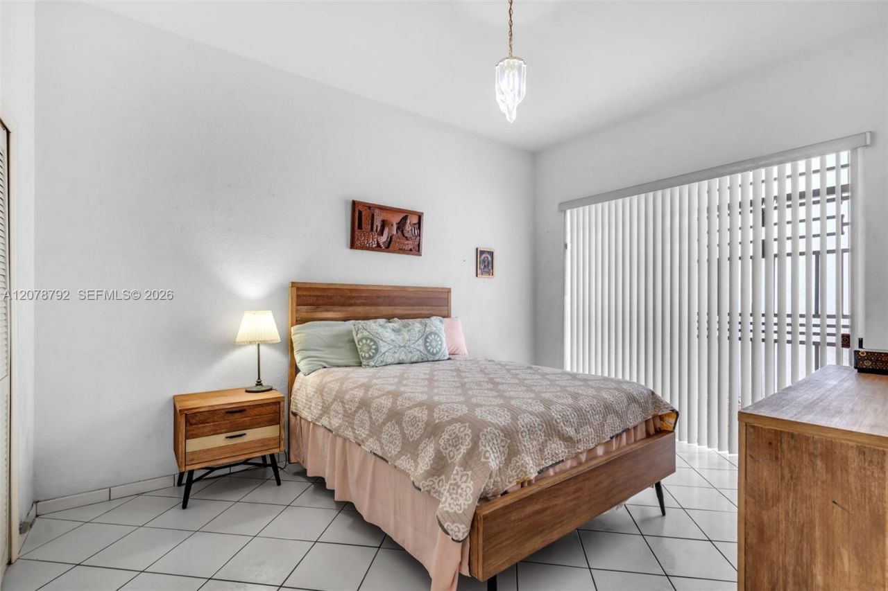 9053 NW 146th Ter , Miami Lakes, FL 33018 Photo