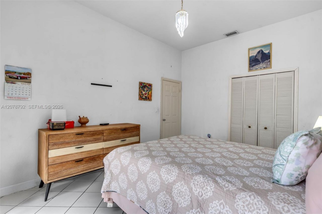 9053 NW 146th Ter , Miami Lakes, FL 33018 Photo