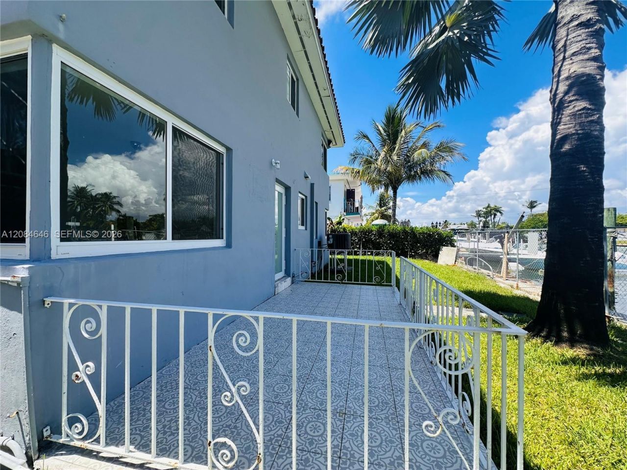 2045 Calais Dr , Unit 6, Miami Beach, FL 33141 Photo