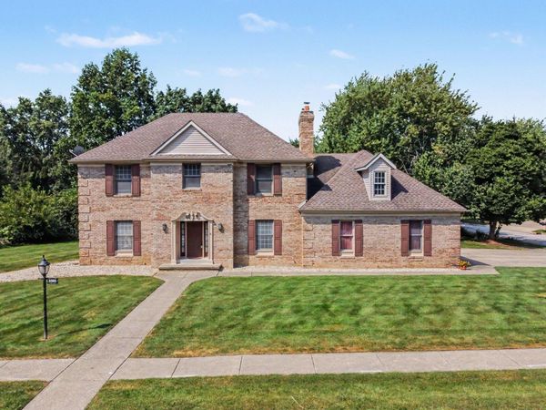 3305 Greyfox Drive N, Valparaiso, IN 46383