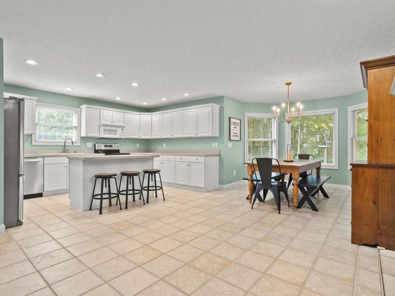 2365 Worthington Drive, Troy, OH 45373 Photo 16