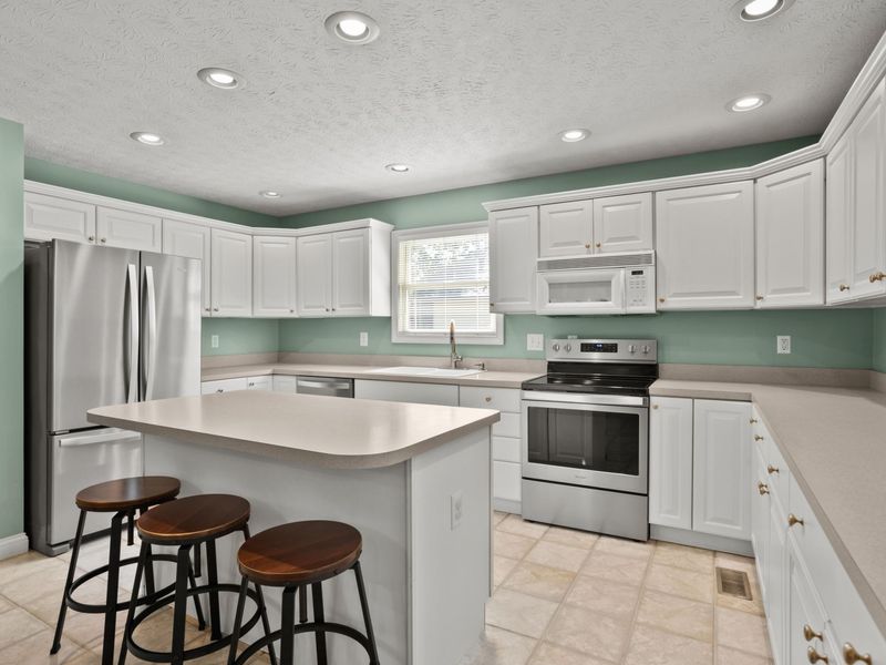 2365 Worthington Drive, Troy, OH 45373 Photo 21