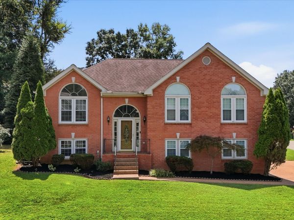 4001 Windwood Ln, Nashville, TN 37214