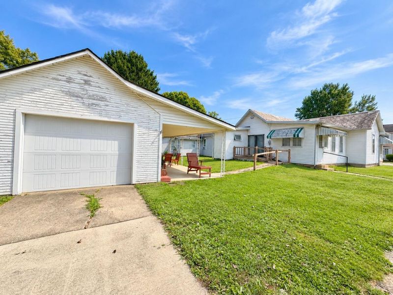 606 E Hunter Street, Logan, OH 43138 Photo 5