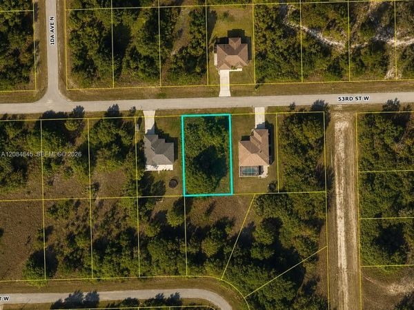 2713 53rd St W , Lehigh Acres, FL 33971