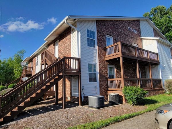 176 Brooke Castle Dr, Hermitage, TN 37076