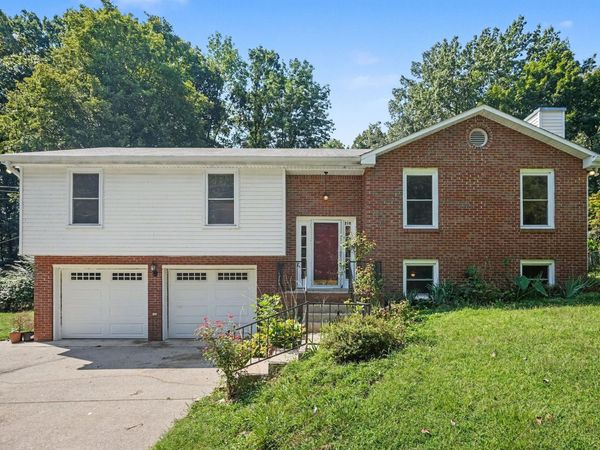 210 Pine Mountain Rd , Clarksville, TN 37042