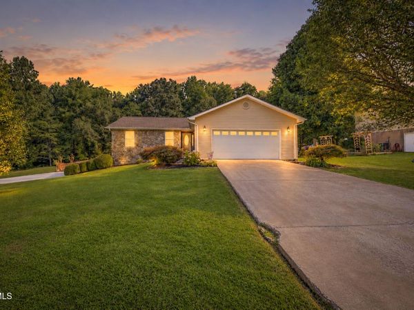 1106 East Heritage Lane, Jonesborough, TN 37659