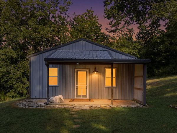 474 Bartlett Hollow Rd , Petersburg, TN 37144