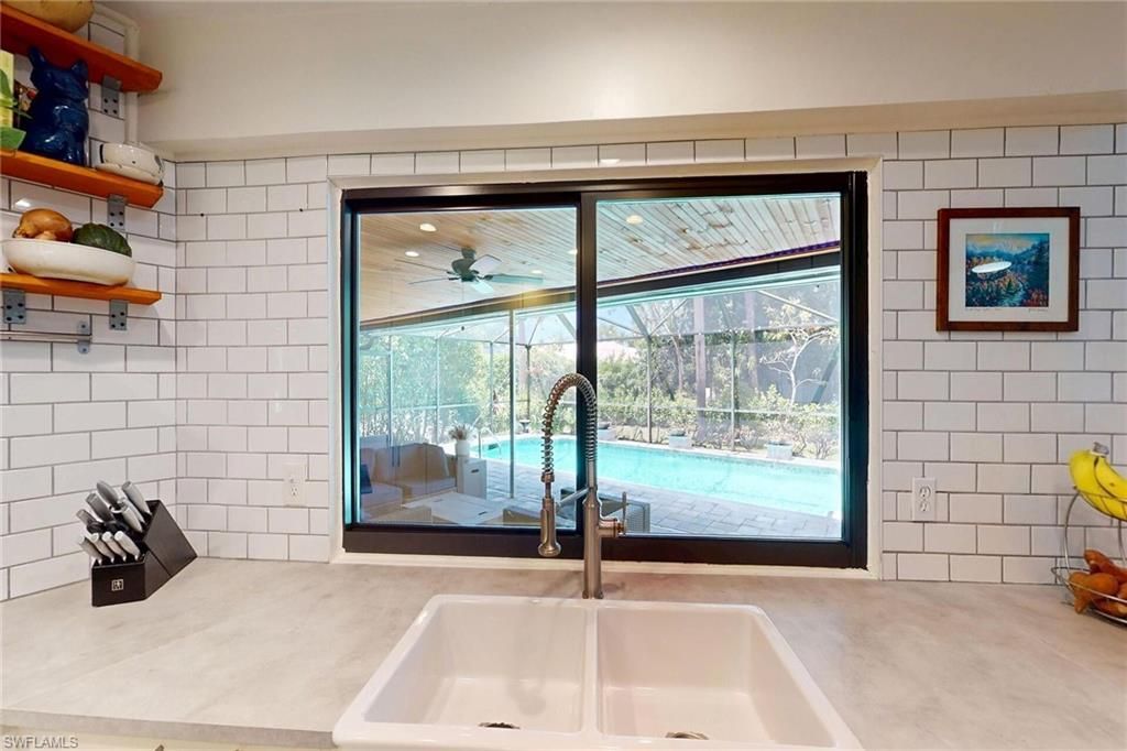 4517 Parrot Ave, Naples, FL 34104 Photo