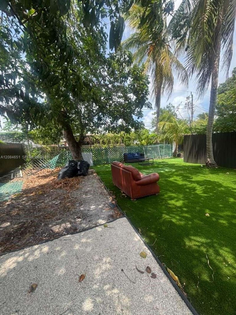 1167 NW 112th St , Unit A, Miami, FL 33168 Photo