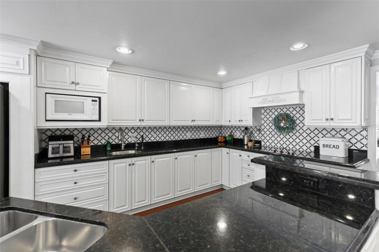 4603 Dogwood Hills Court, Brandon, FL 33511 Photo